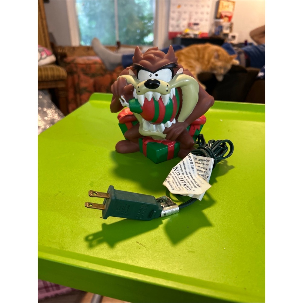 Vintage Looney Tunes Tasmanian Devil Taz Christmas Night Light RARE 1997
